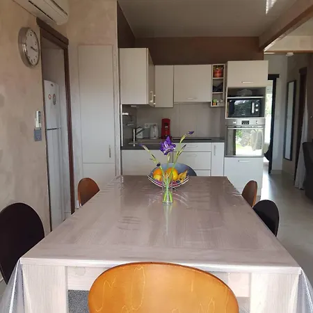Villa Belle Individuelle De Plain Pied 6 Pers D'environ 90m2 - 6vpriv19 *